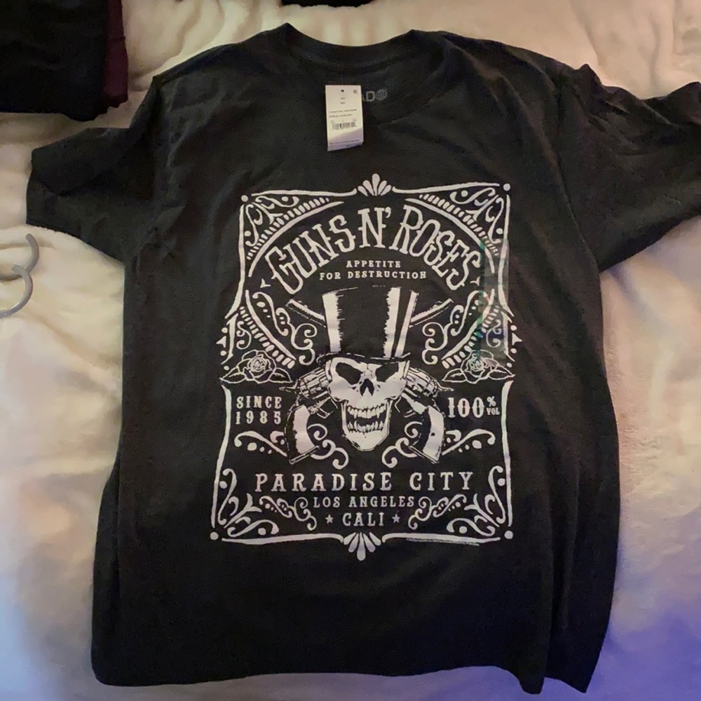 Grey ‘Guns an’ Roses’ graphic T-shirt